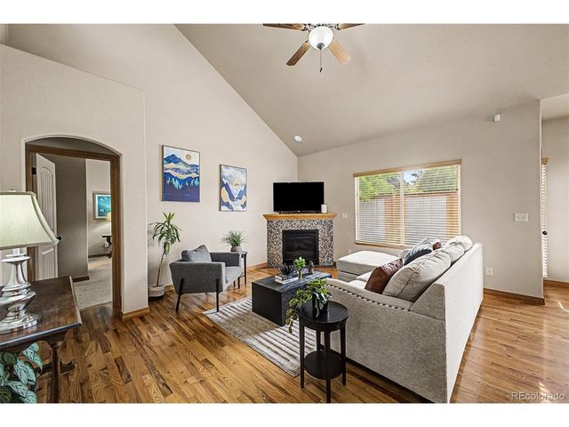 652 Sundance Dr, Windsor, CO 80550