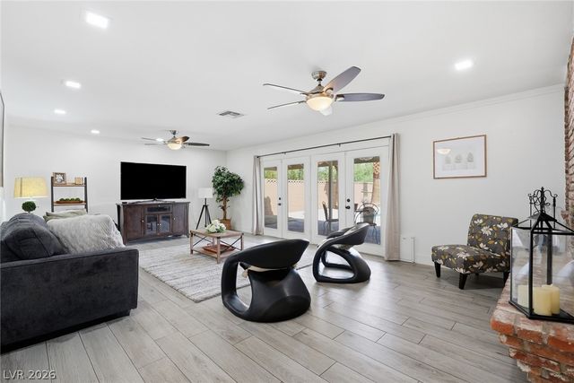 2908 Mason Avenue, Las Vegas, NV 89102
