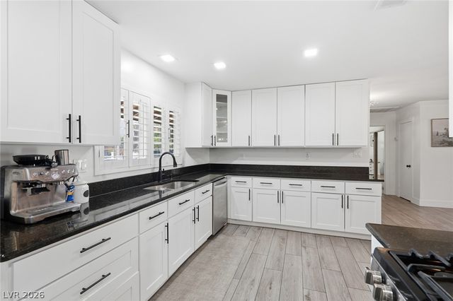 2908 Mason Avenue, Las Vegas, NV 89102