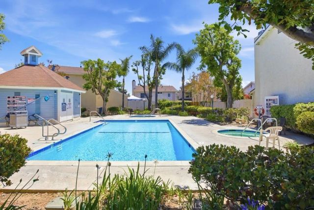 11560 Honeyglen Road, Pacoima, CA 91331