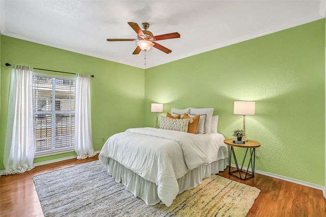 921 Marine Drive 223, Galveston, TX 77550