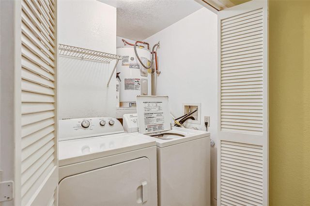 921 Marine Drive 223, Galveston, TX 77550