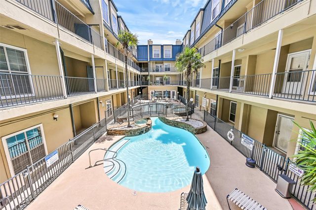 921 Marine Drive 223, Galveston, TX 77550