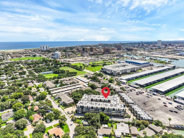 921 Marine Drive 223, Galveston, TX 77550