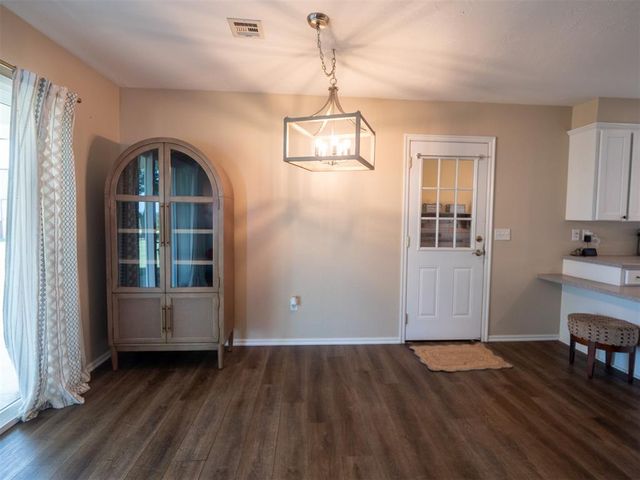 34210 Independence Street, Shawnee, OK 74804