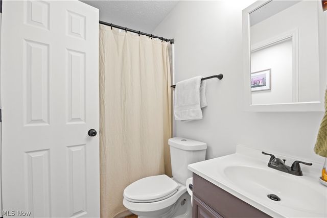 38640 Chestnut Ridge Road, Elyria, OH 44035
