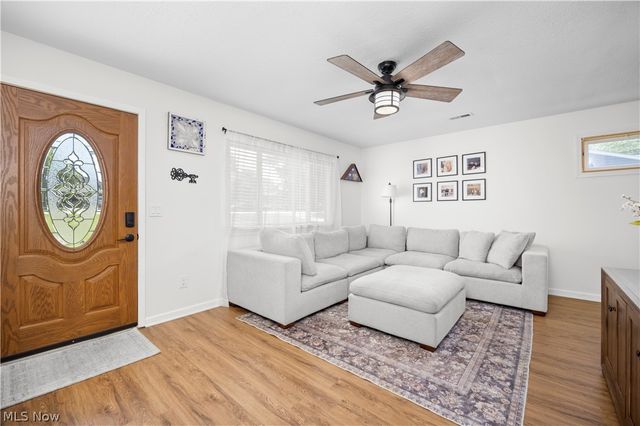 38640 Chestnut Ridge Road, Elyria, OH 44035