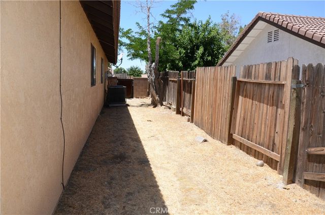 43600 Santa Rosa Circle, Lancaster, CA 93535