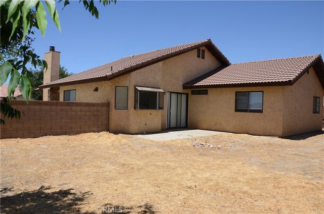 43600 Santa Rosa Circle, Lancaster, CA 93535