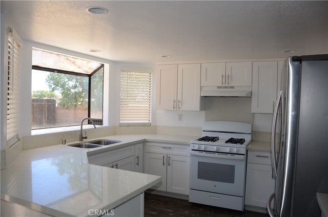 43600 Santa Rosa Circle, Lancaster, CA 93535