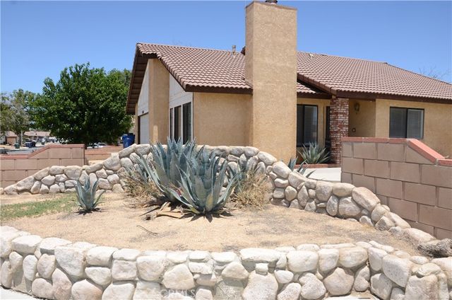 43600 Santa Rosa Circle, Lancaster, CA 93535