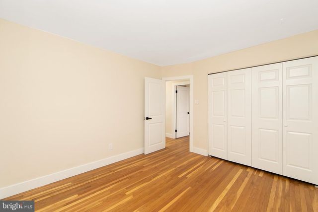 825 LEXINGTON AVE, Turnersville, NJ 08012