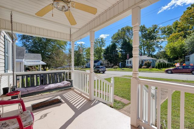 121 Phifer Drive, Spartanburg, SC 29303