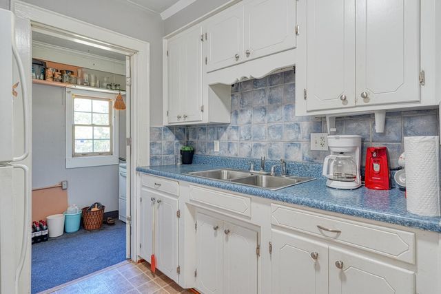121 Phifer Drive, Spartanburg, SC 29303