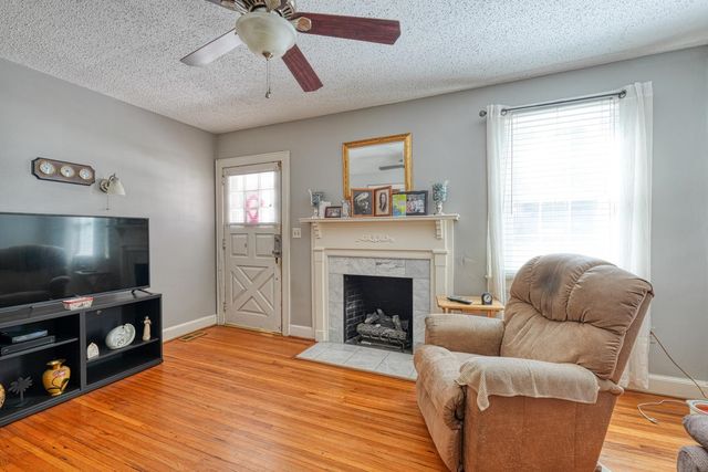121 Phifer Drive, Spartanburg, SC 29303