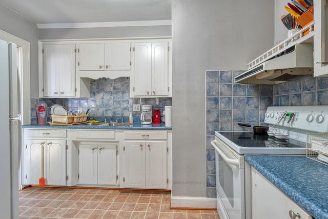 121 Phifer Drive, Spartanburg, SC 29303