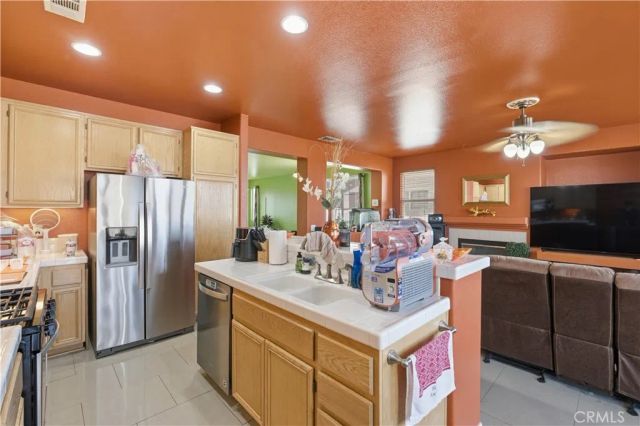 15817 Desert Pass, Adelanto, CA 92301