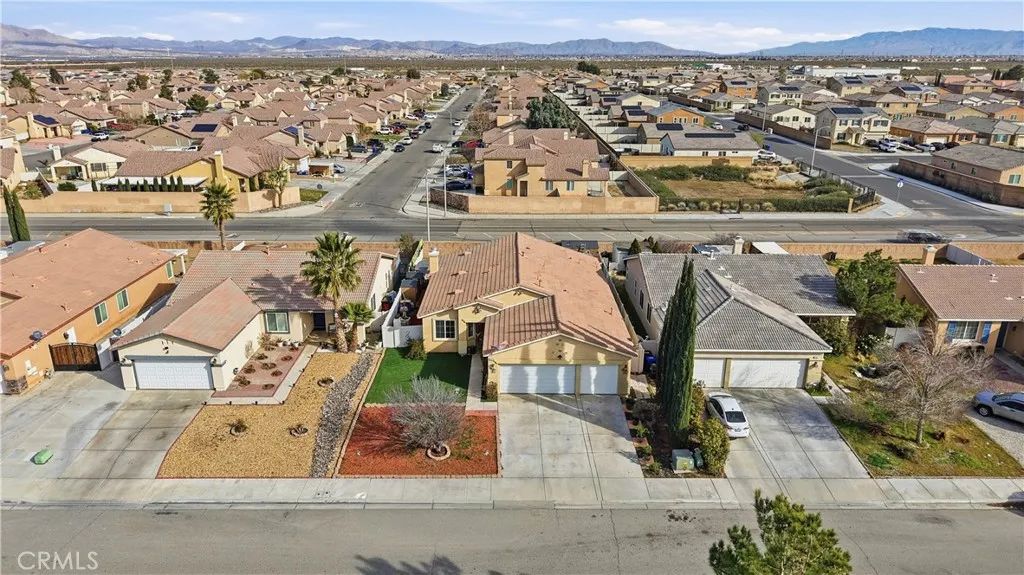 15817 Desert Pass, Adelanto, CA 92301