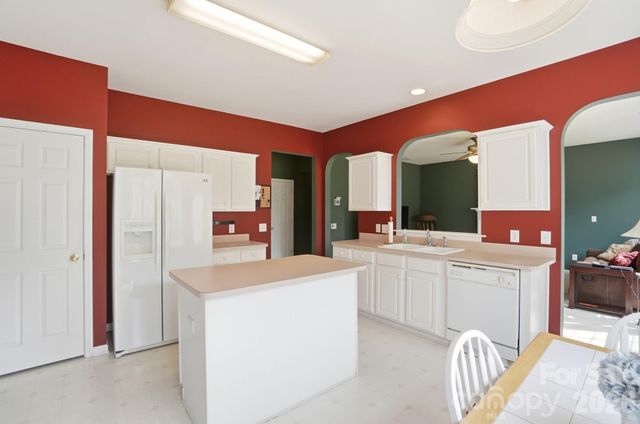 7724 Dinniston Drive, Huntersville, NC 28078