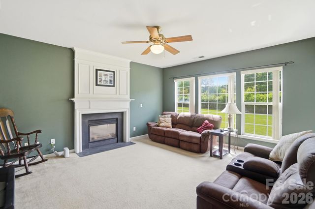 7724 Dinniston Drive, Huntersville, NC 28078