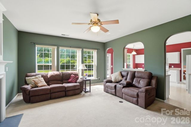 7724 Dinniston Drive, Huntersville, NC 28078