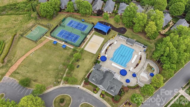 7724 Dinniston Drive, Huntersville, NC 28078