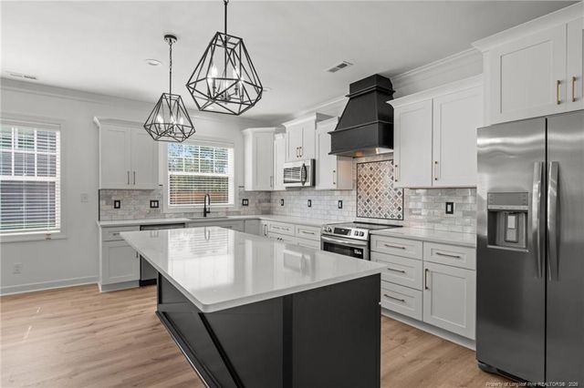 73 Magnolia Grove Way, Cameron, NC 28326