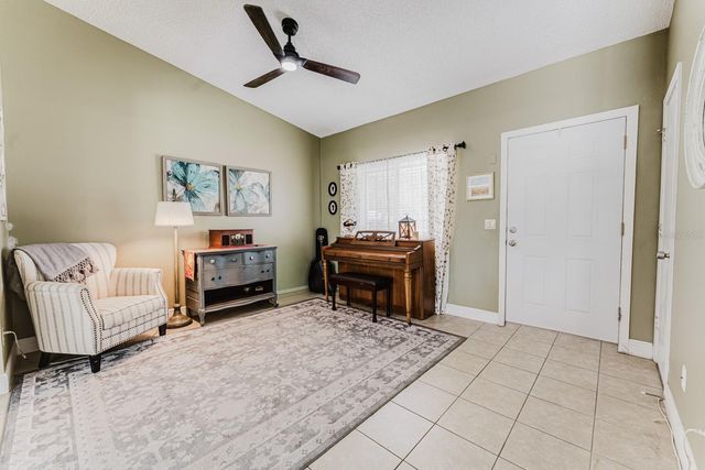 212 SUMMERSET DRIVE, Apopka, FL 32712