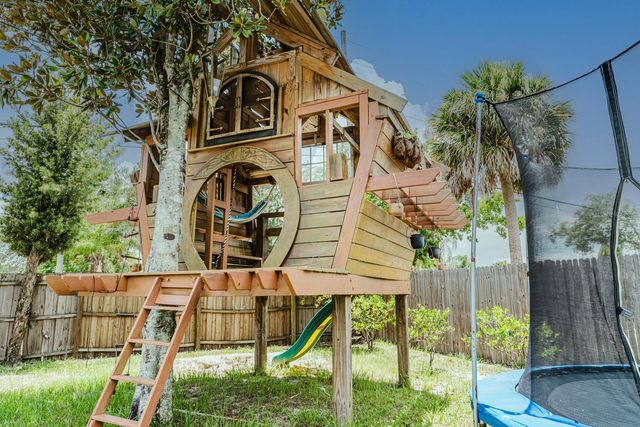 212 SUMMERSET DRIVE, Apopka, FL 32712