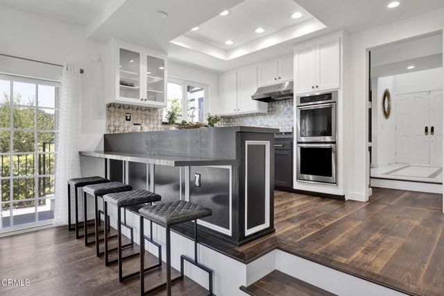 4655 Club View Drive, Westlake Village, CA 91362