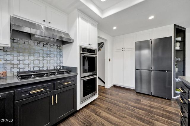 4655 Club View Drive, Westlake Village, CA 91362