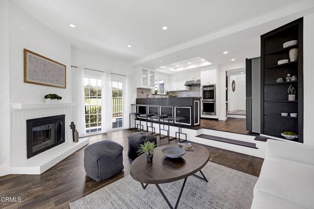 4655 Club View Drive, Westlake Village, CA 91362