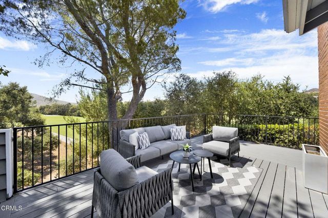 4655 Club View Drive, Westlake Village, CA 91362