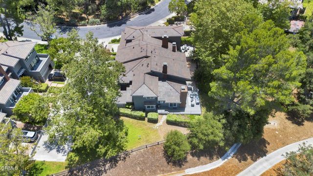 4655 Club View Drive, Westlake Village, CA 91362