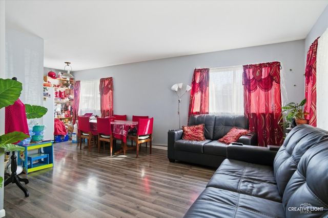 28 Seneca Drive, Montgomery, IL 60538