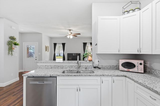 5179 Charlene Street, Fort Worth, TX 76105