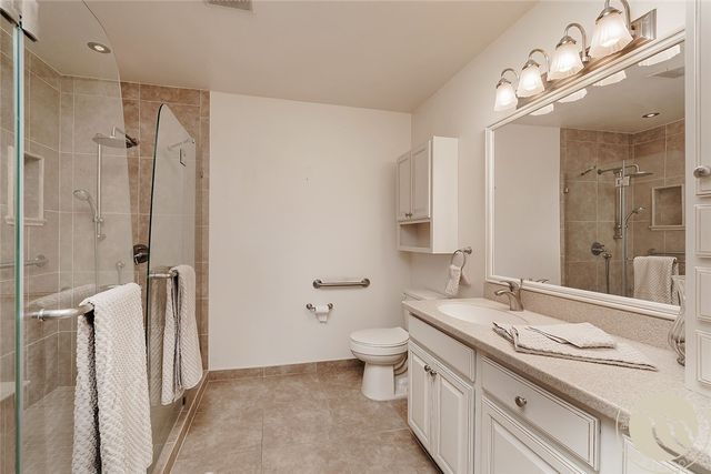1400 Poly Drive 4D, Billings, MT 59102