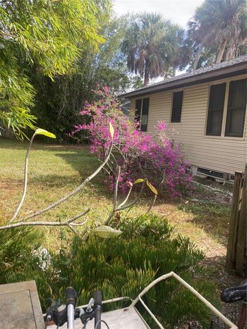 919 47TH STREET, Sarasota, FL 34234