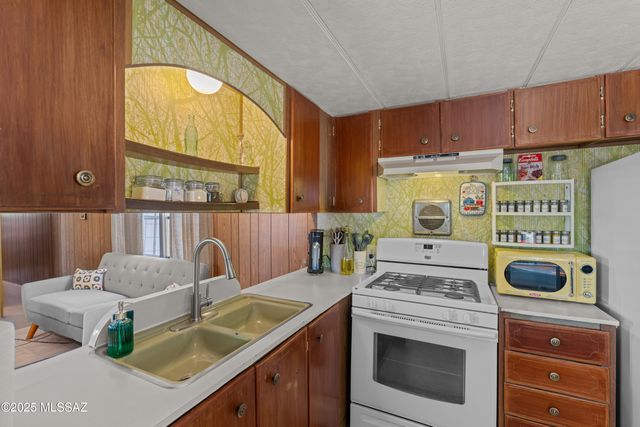 16620 S Delgado Road, Sahuarita, AZ 85629