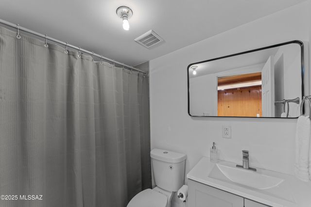 16620 S Delgado Road, Sahuarita, AZ 85629