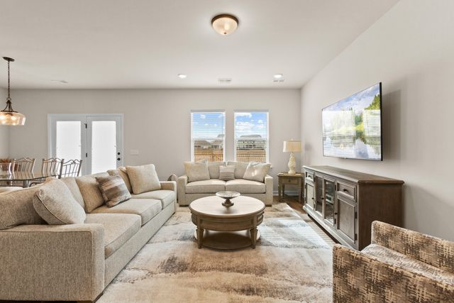 313 Lucca Drive, Summerville, SC 29486