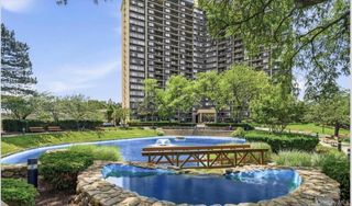 1 BAY CLUB Drive 21K, Bayside, NY 11360