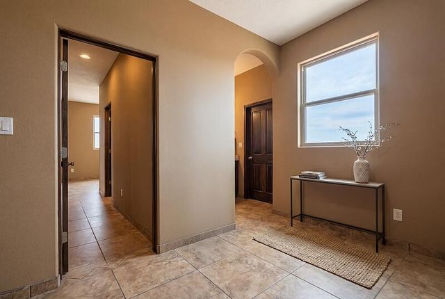 705 Chihuahua Road NE, Rio Rancho, NM 87144