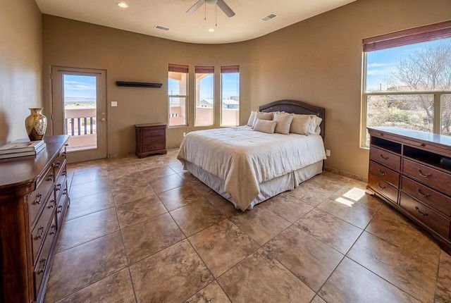 705 Chihuahua Road NE, Rio Rancho, NM 87144