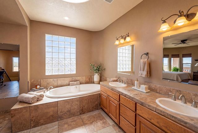 705 Chihuahua Road NE, Rio Rancho, NM 87144