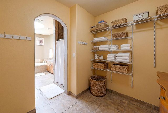 705 Chihuahua Road NE, Rio Rancho, NM 87144