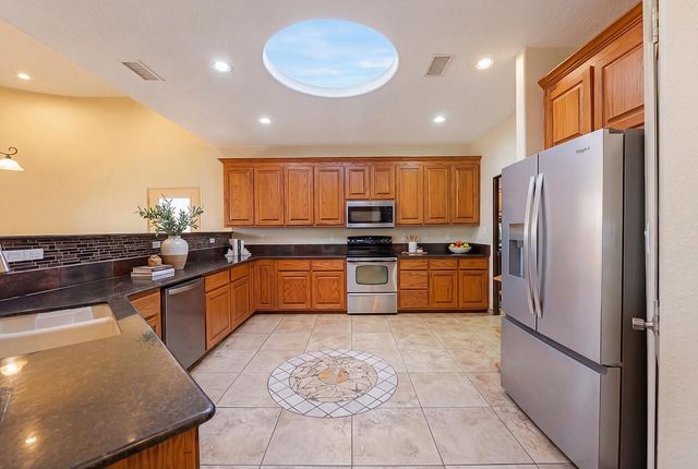 705 Chihuahua Road NE, Rio Rancho, NM 87144