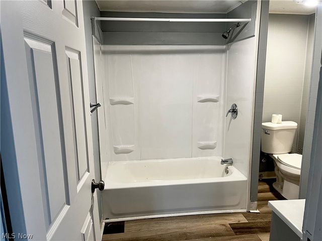 2291 11th Street SW, Akron, OH 44314