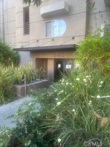345 S Alexandria, Los Angeles, CA 90020