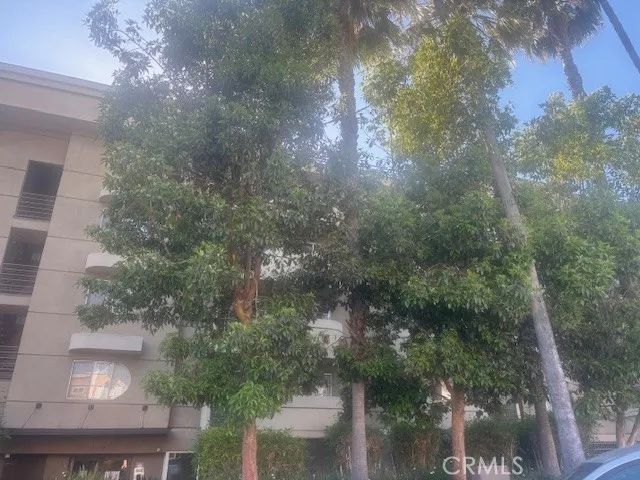 345 S Alexandria, Los Angeles, CA 90020